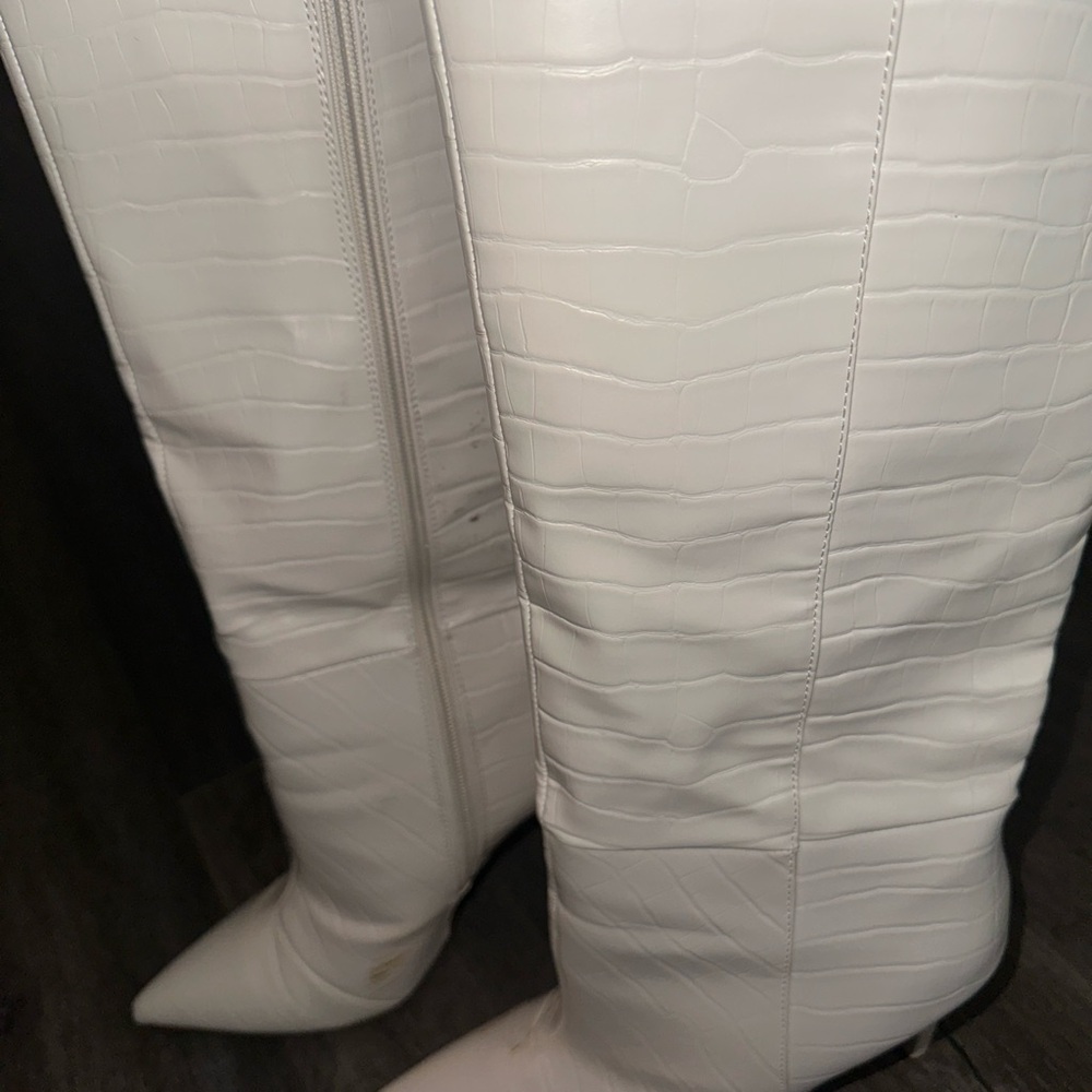 Express Croc-Embossed Knee High Boots - Picture 4 of 7